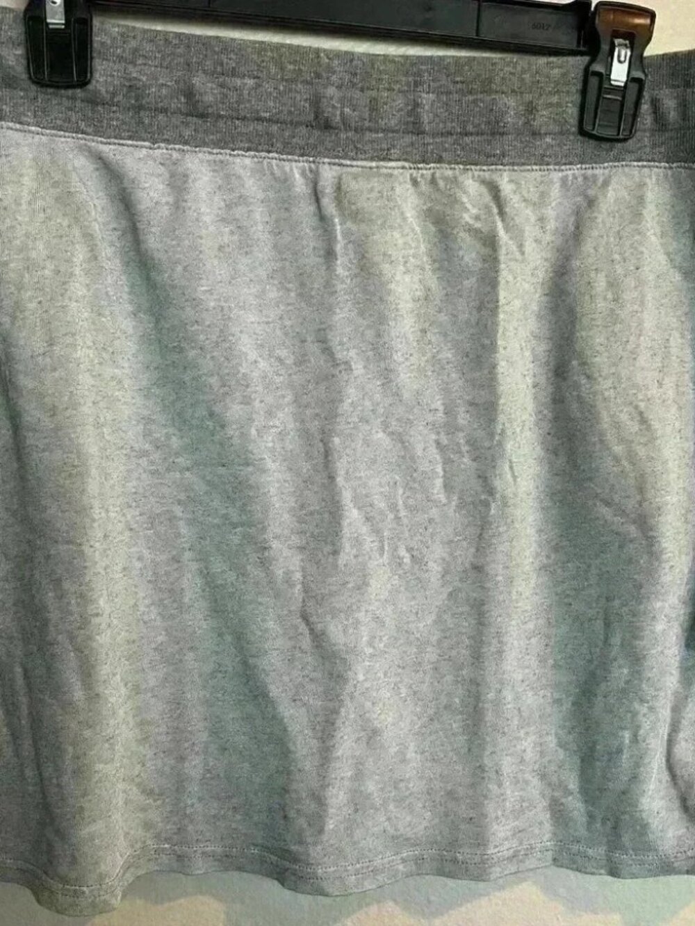 Converse - Picture 2 of 2